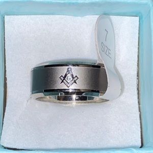 Men’s Silver Stainless Steel Masonic Ring Size 7